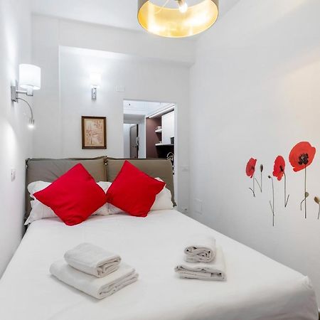 Room Fiore - Ponte Vecchio Mini Studio ฟลอเรนซ์ ภายนอก รูปภาพ